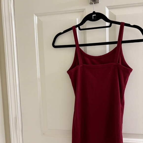 No Boundaries Ribbed Burgundy Spaghetti Strap Tank Top – Size Medium - Picture 3 of 3